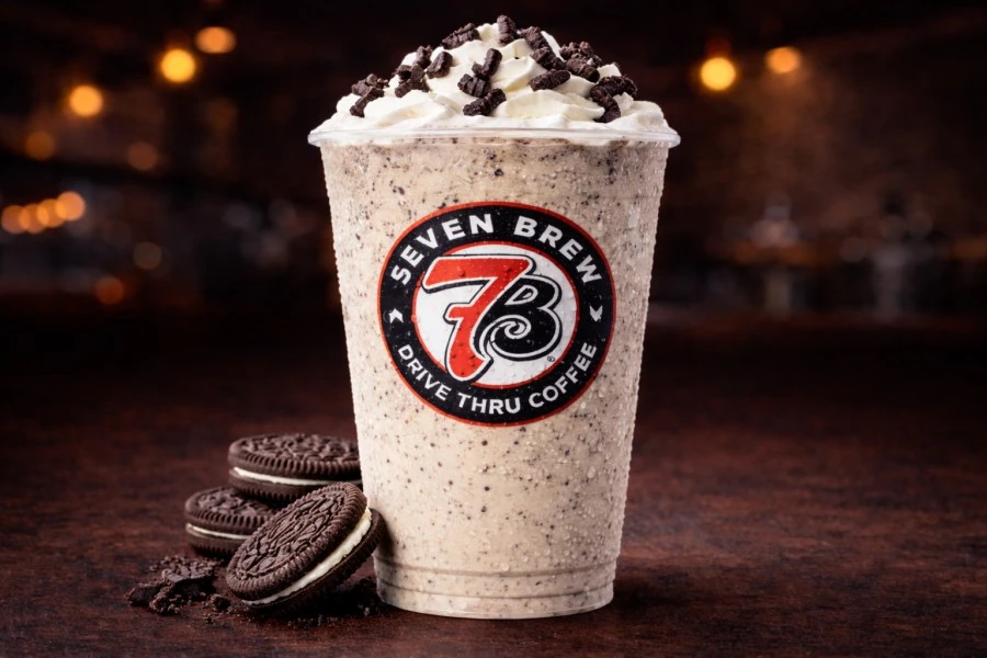 Small 7 Brew Oreo Shake